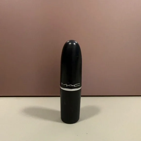 Mac Rebel Lipstick-Deep Berry Color - Picture 2 of 5